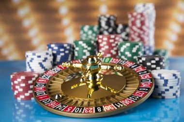 wis77jp live dealer managing European Roulette